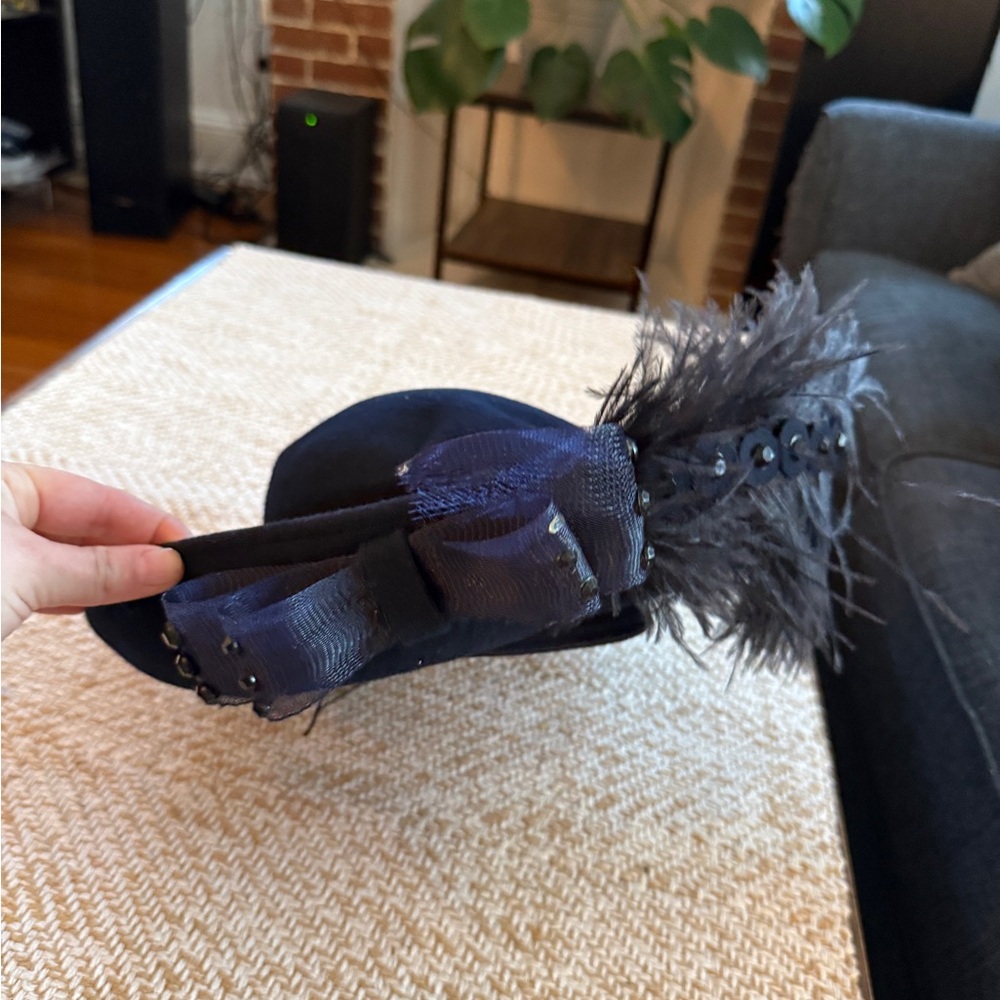 Elegant Black Feathered Hat DEBORAH NY made in the USA wool vintage